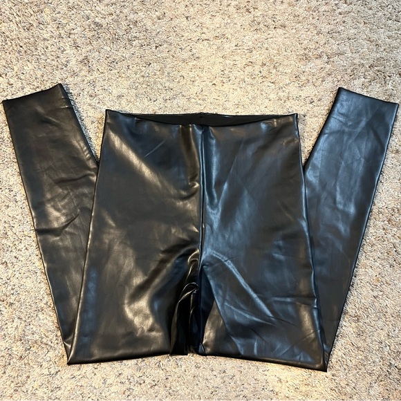 Joie Black Faux Leather Pants Size Large NWT - Picture 2 of 13